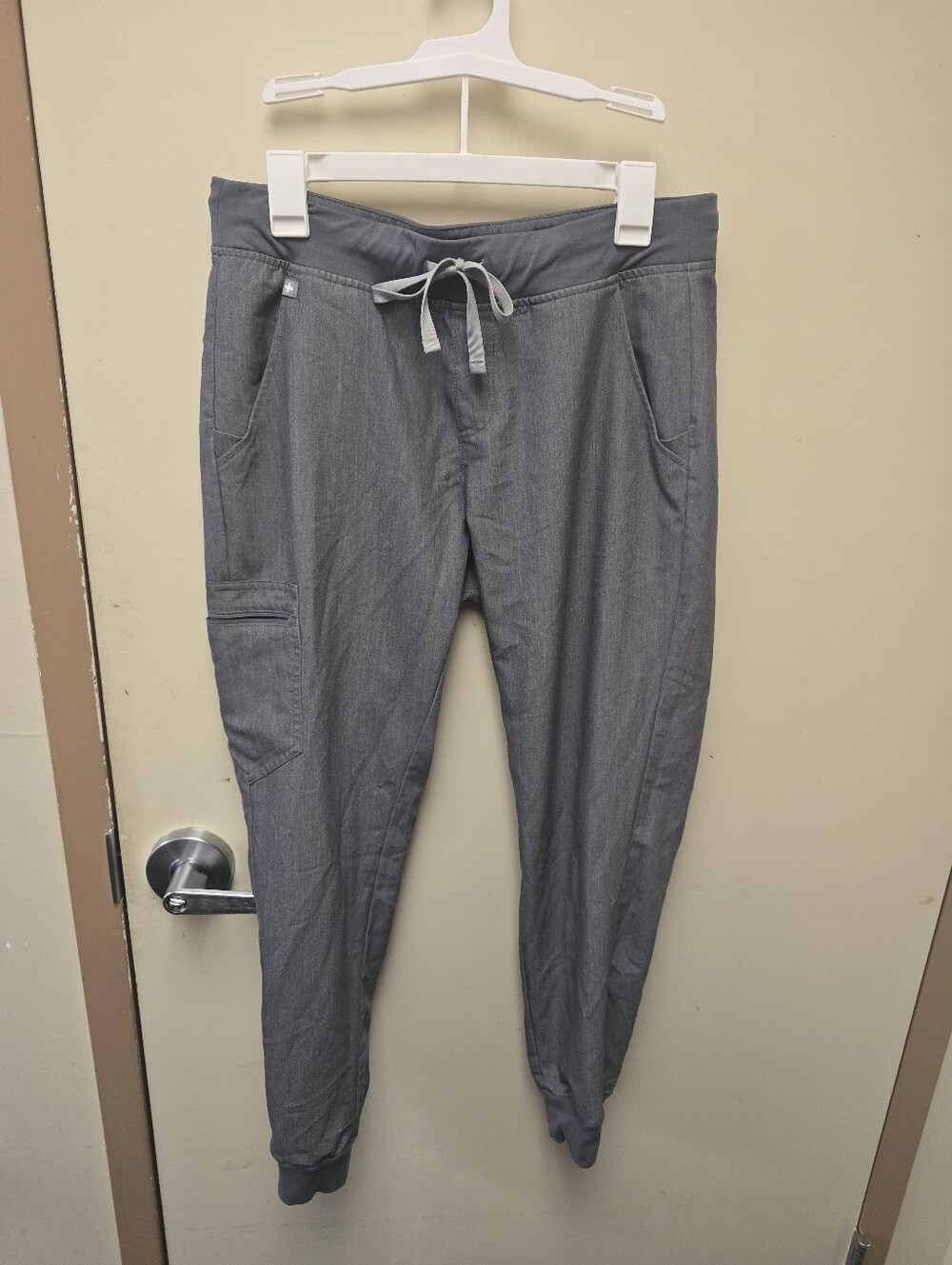 FIGS Gray Jogger Scrub Pants